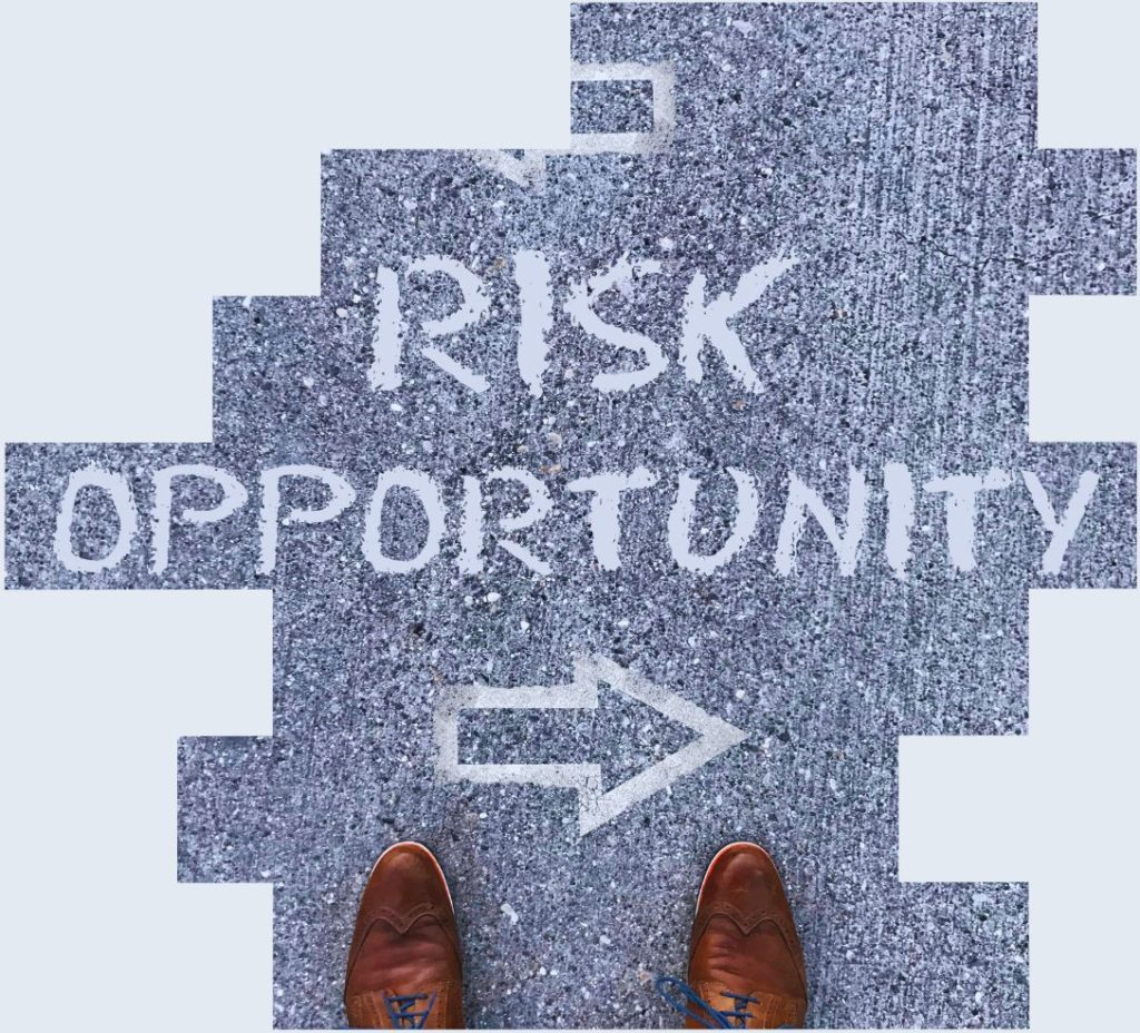 An image of a direction sign reading ‘risk’ and opportunity’ to represent the impact health effects of night shift work has on organisations